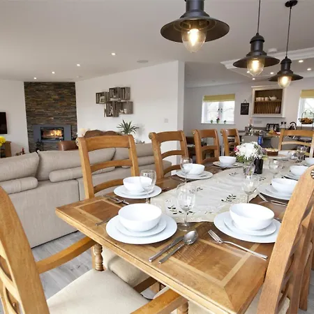 Holiday home 4 Bed In Oc-g0074 *