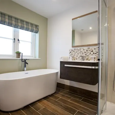 4 Bed In Oc-g0074 *